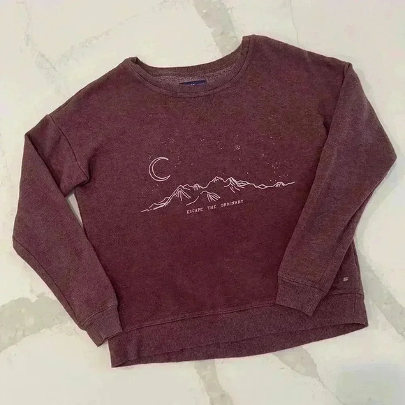 American Eagle Maroon Crewneck Sweatshirt Women's Small “Escape the Ordinary” - Picture 1 of 5